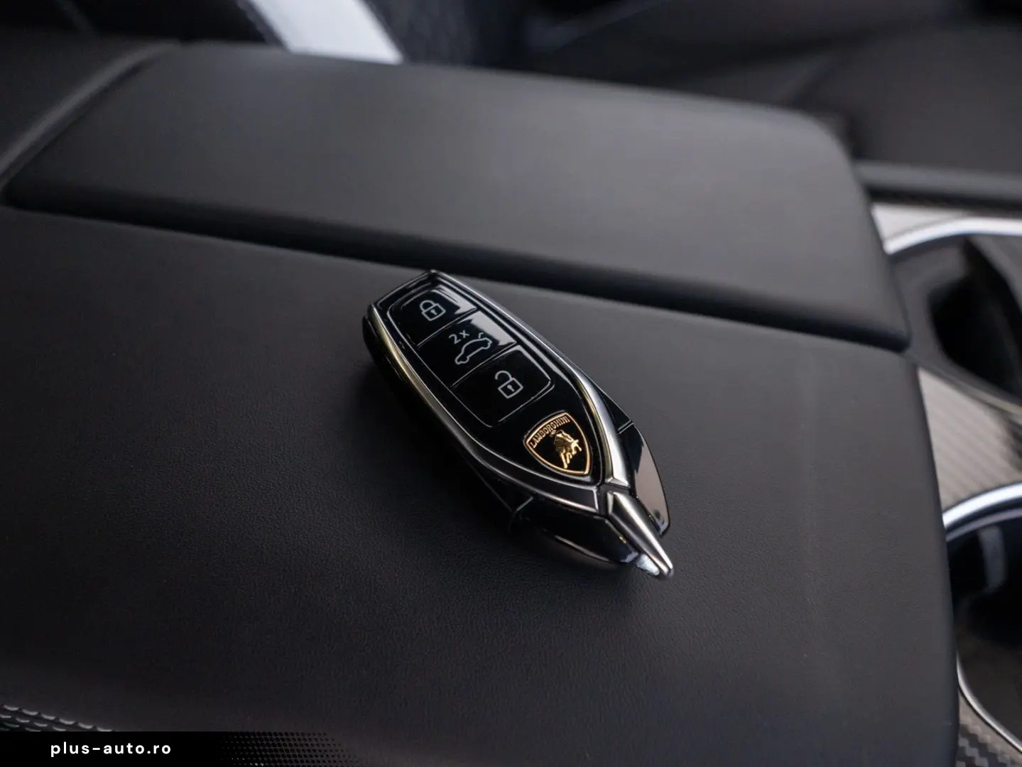 LAMBORGHINI Urus S 23  B&O PANO MASSAGE PARK-ASSIST ADP