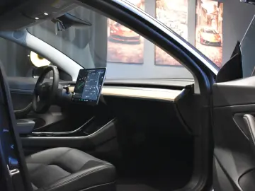Tesla Model 3 Standard Reichweite Plus Hinterradantrieb
