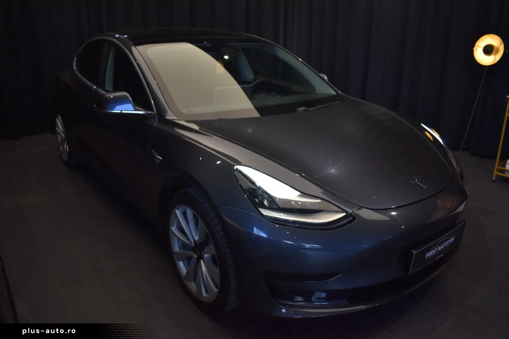 Tesla Model 3 Standard Reichweite Plus Hinterradantrieb