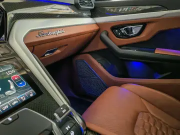 LAMBORGHINI Urus 840PS.Pan.Sitzlüf Mass.B&OLenk.Hzg.Insp.neu