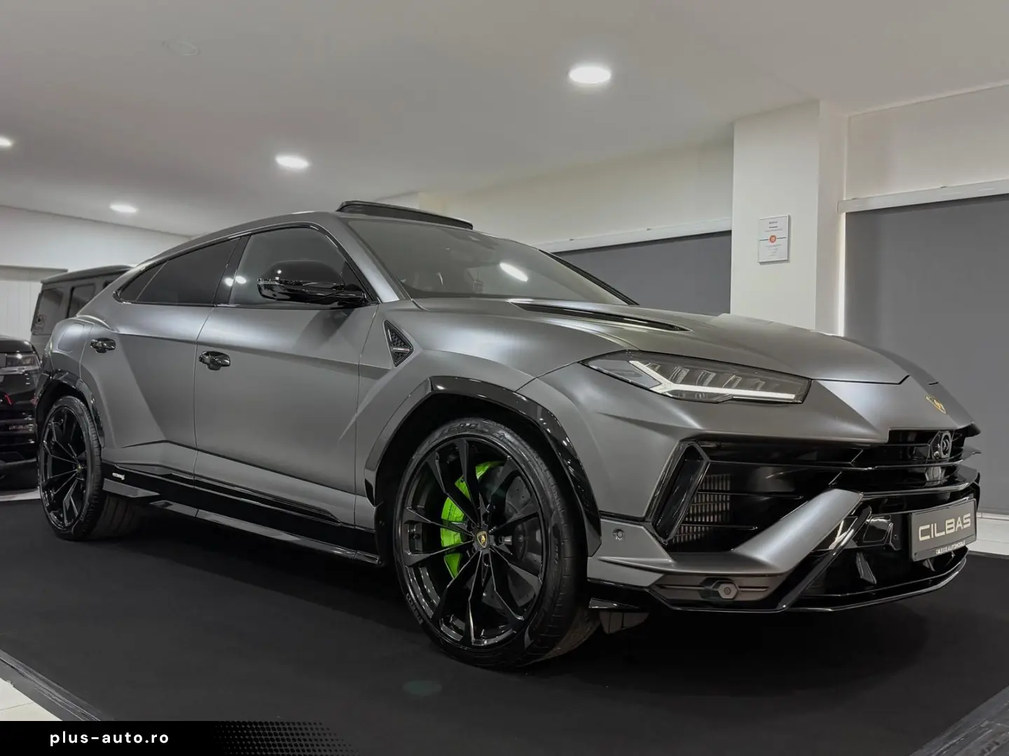 LAMBORGHINI Urus S StylePack CARBON 360 HUD 23ZOLL PANO SOFT