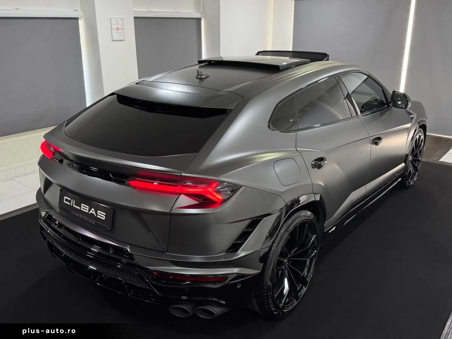 LAMBORGHINI Urus S StylePack CARBON 360 HUD 23ZOLL PANO SOFT