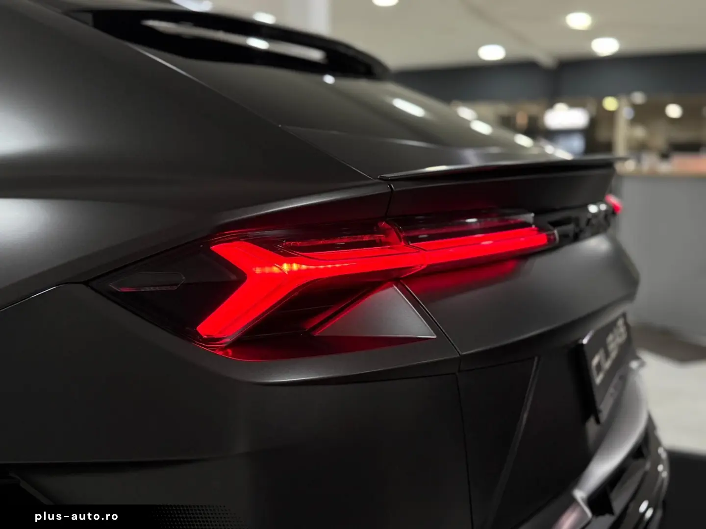 LAMBORGHINI Urus S StylePack CARBON 360 HUD 23ZOLL PANO SOFT