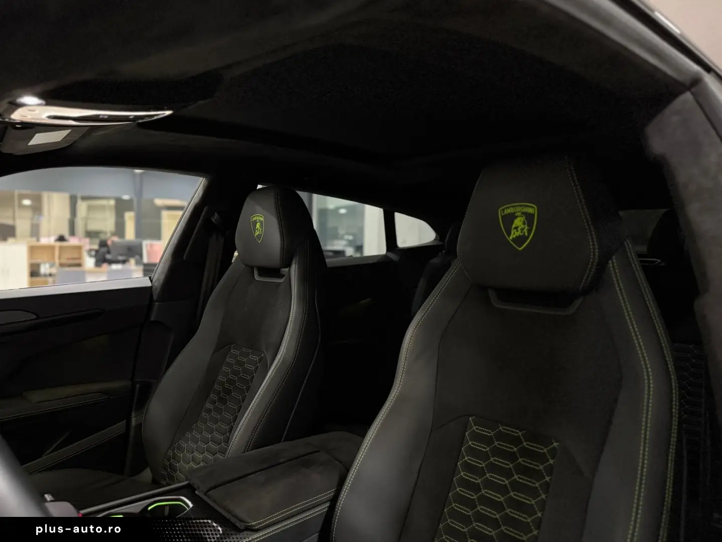 LAMBORGHINI Urus S StylePack CARBON 360 HUD 23ZOLL PANO SOFT