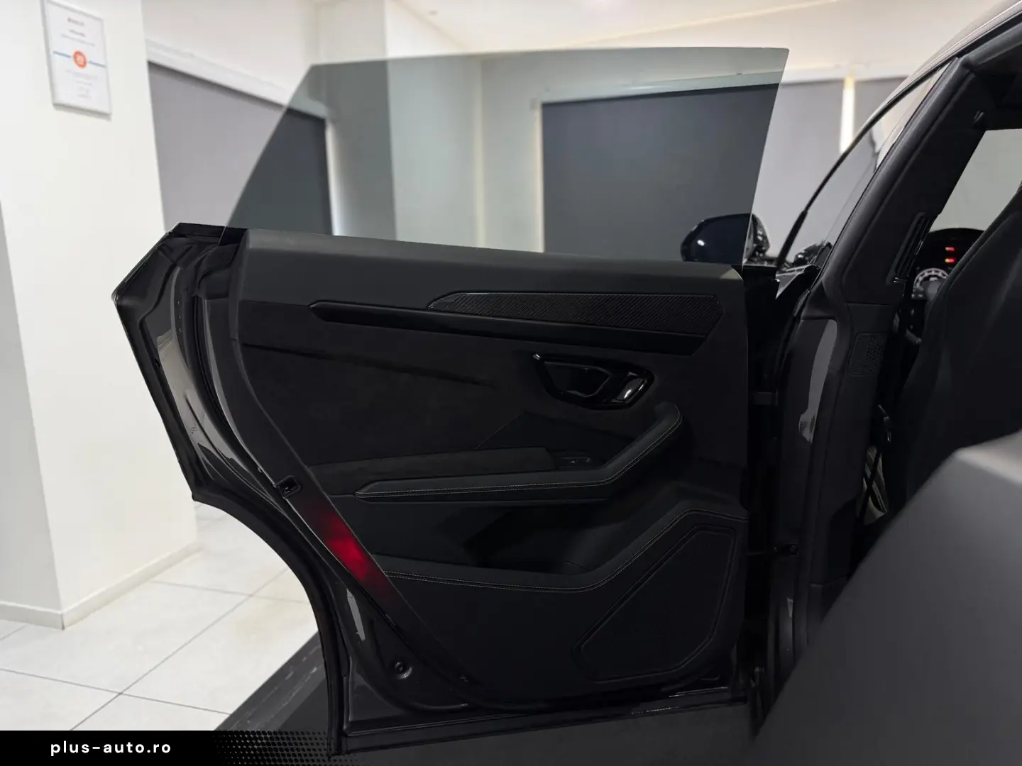 LAMBORGHINI Urus S StylePack CARBON 360 HUD 23ZOLL PANO SOFT