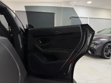 LAMBORGHINI Urus S StylePack CARBON 360 HUD 23ZOLL PANO SOFT