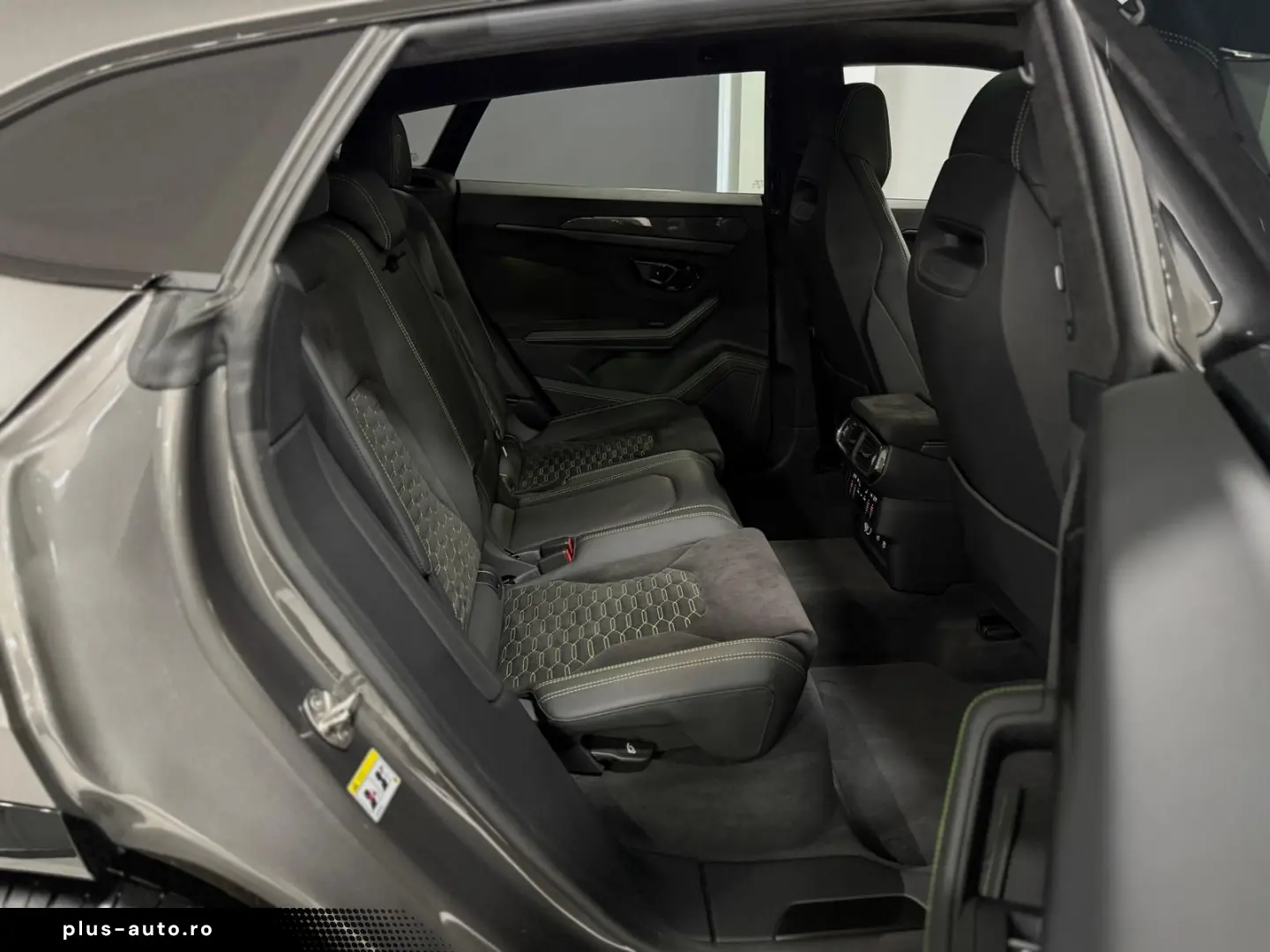 LAMBORGHINI Urus S StylePack CARBON 360 HUD 23ZOLL PANO SOFT