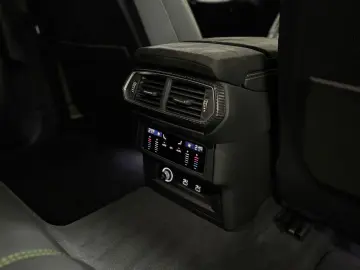 LAMBORGHINI Urus S StylePack CARBON 360 HUD 23ZOLL PANO SOFT