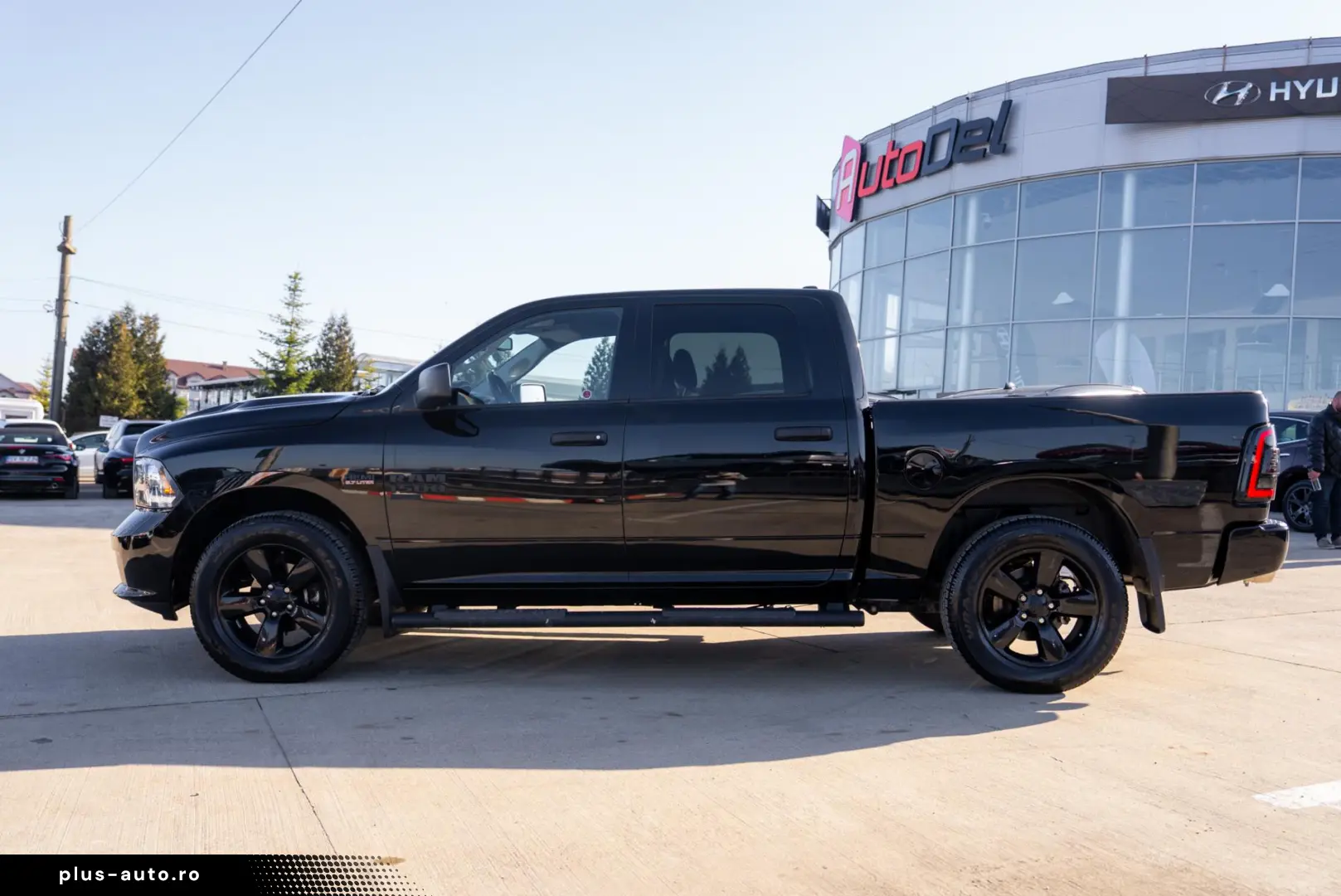 Dodge Ram RAM 1500 Classic