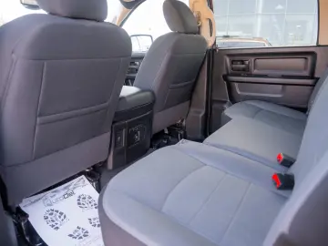 Dodge Ram RAM 1500 Classic