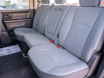 Dodge Ram RAM 1500 Classic