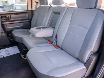 Dodge Ram RAM 1500 Classic