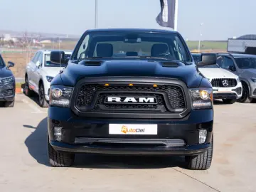 Dodge Ram RAM 1500 Classic