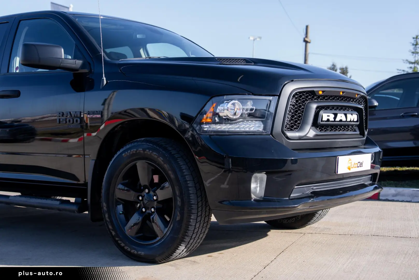 Dodge Ram RAM 1500 Classic