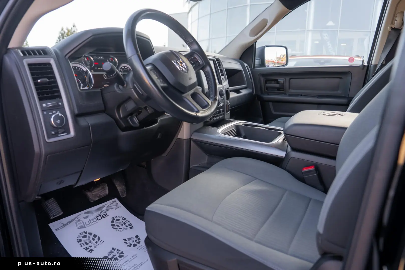 Dodge Ram RAM 1500 Classic