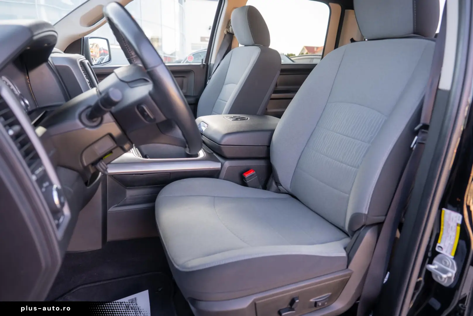 Dodge Ram RAM 1500 Classic