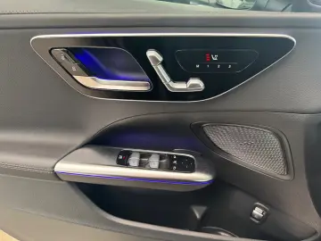 Mercedes-Benz C 43 AMG Performance 4M 360 K DISTRONIC SHD Me