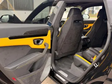 LAMBORGHINI Urus S Panorama 23Zoll Massage B&O