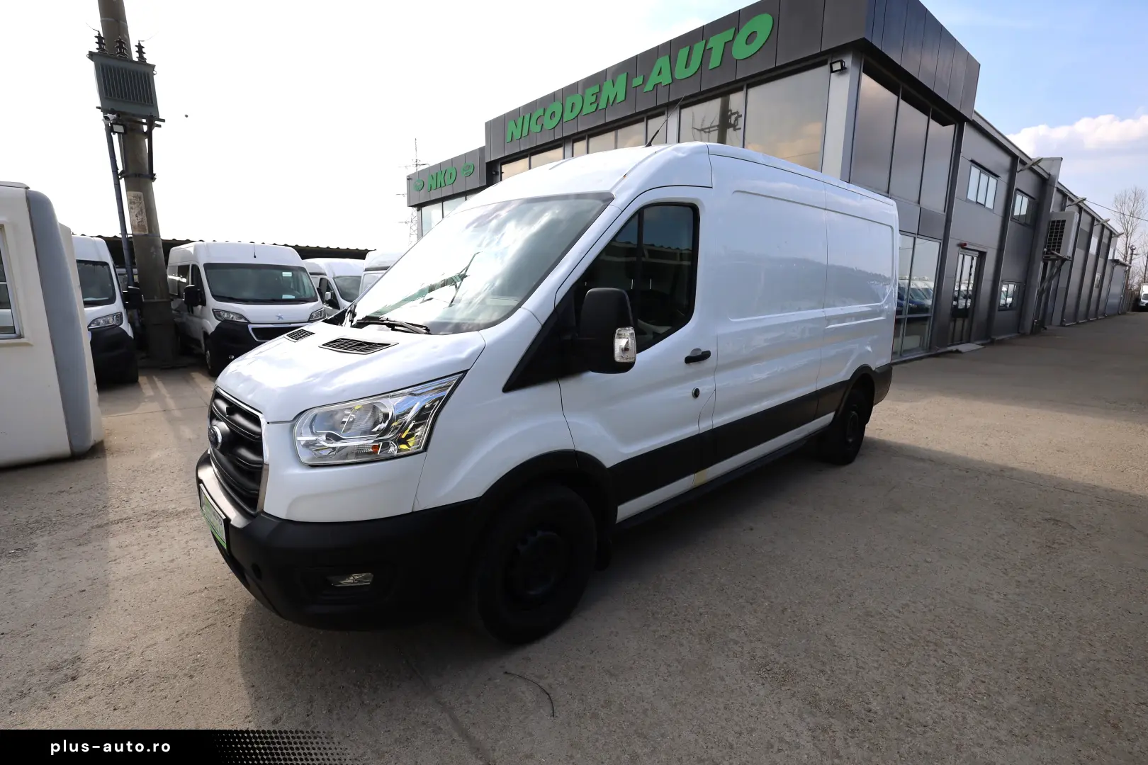 Ford Transit L3H2 2.0D 130CP (avariata de grindina)