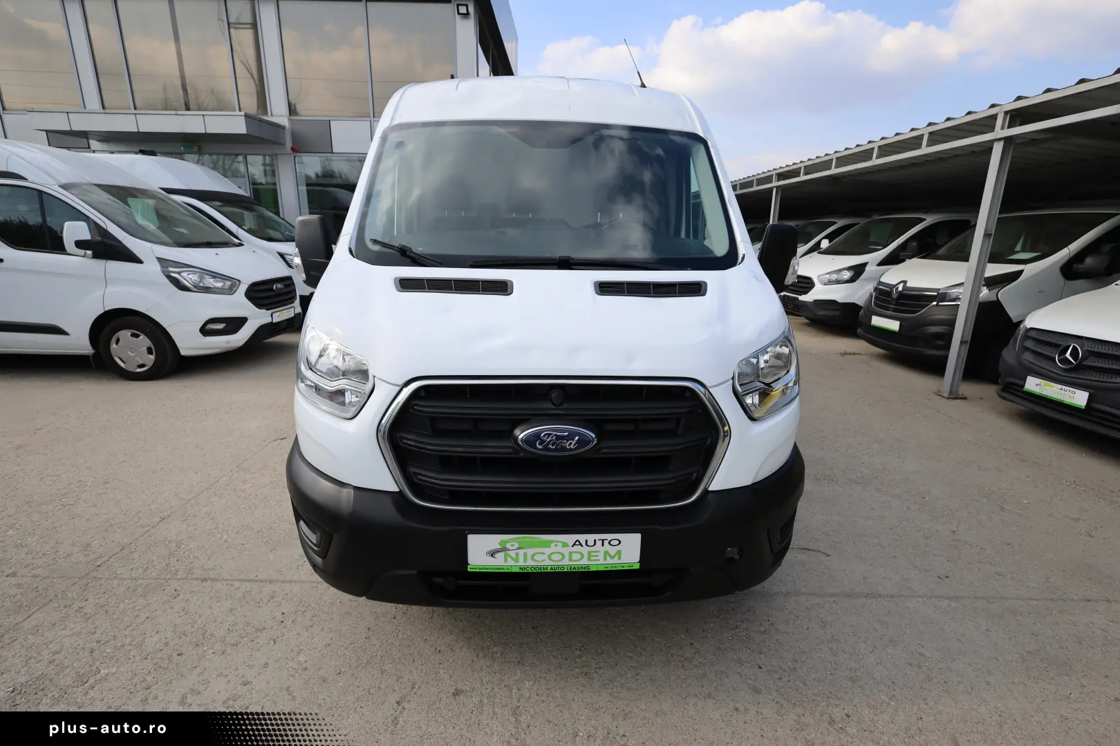 Ford Transit L3H2 2.0D 130CP (avariata de grindina)