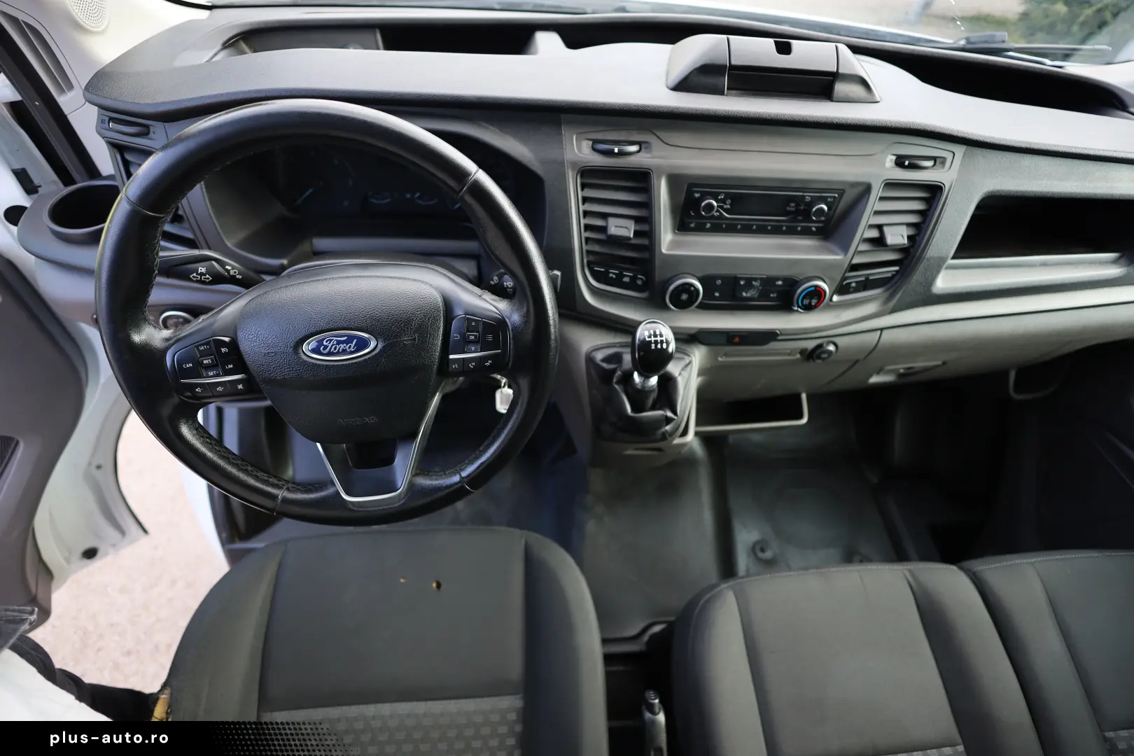 Ford Transit L3H2 2.0D 130CP (avariata de grindina)