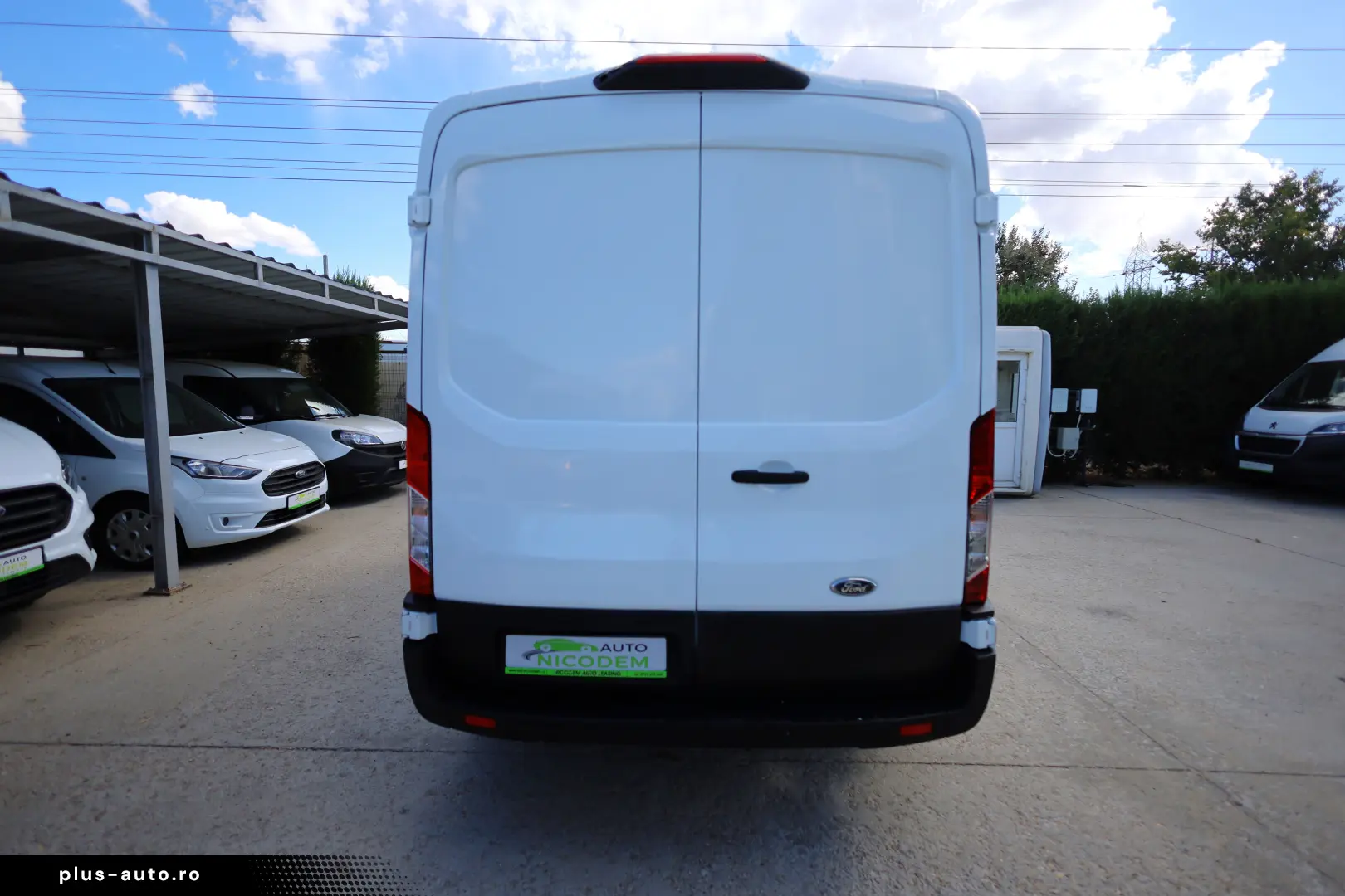 Ford Transit L3H2 2.0D 130CP
