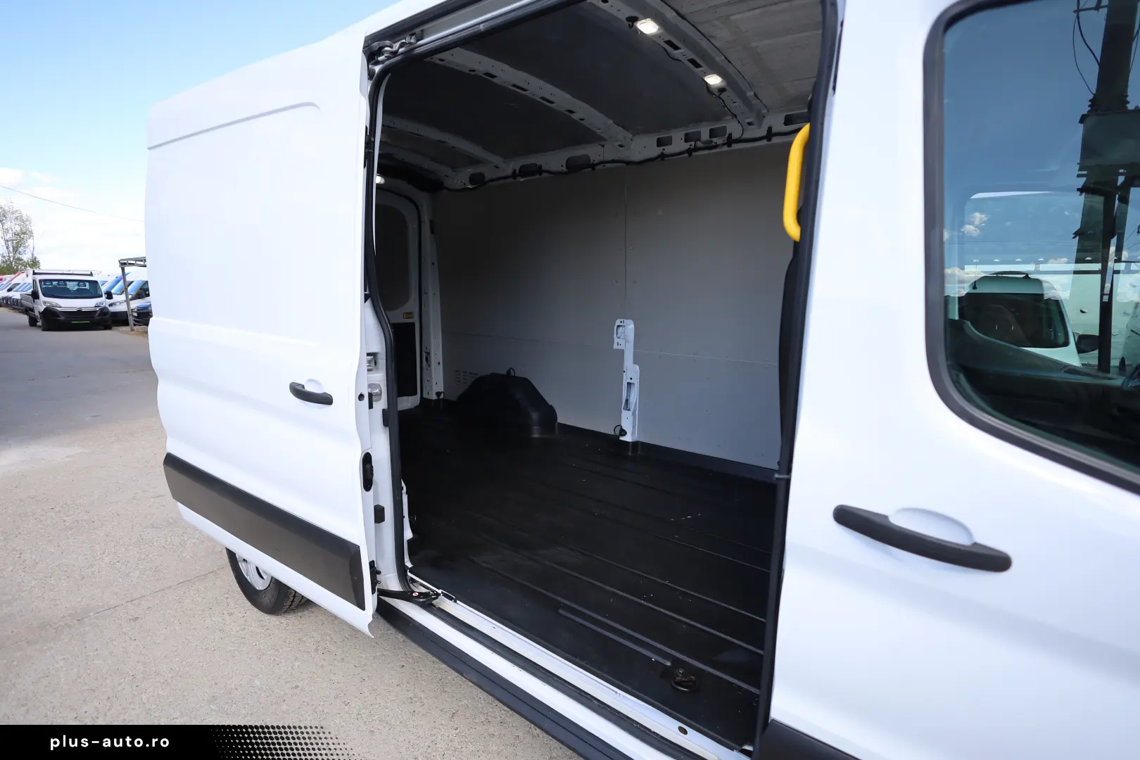 Ford Transit L3H2 2.0D 130CP
