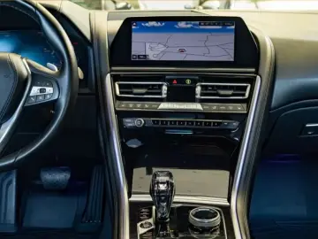 BMW 840i xDrive Coupé