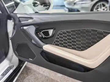 LAMBORGHINI Huracán Evo Spyder AWD Selezione Garantie