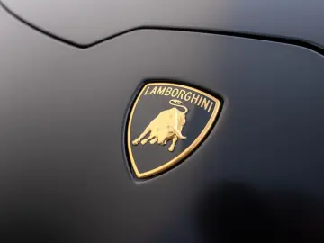 LAMBORGHINI Huracán Evo Spyder 20  SPORT SEATS EVO TRIM LIFT