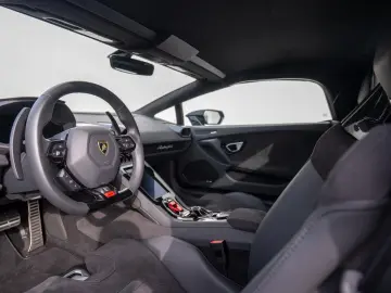 LAMBORGHINI Huracán Evo Spyder 20  SPORT SEATS EVO TRIM LIFT