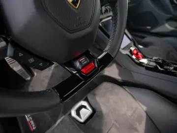 LAMBORGHINI Huracán Evo Spyder 20  SPORT SEATS EVO TRIM LIFT