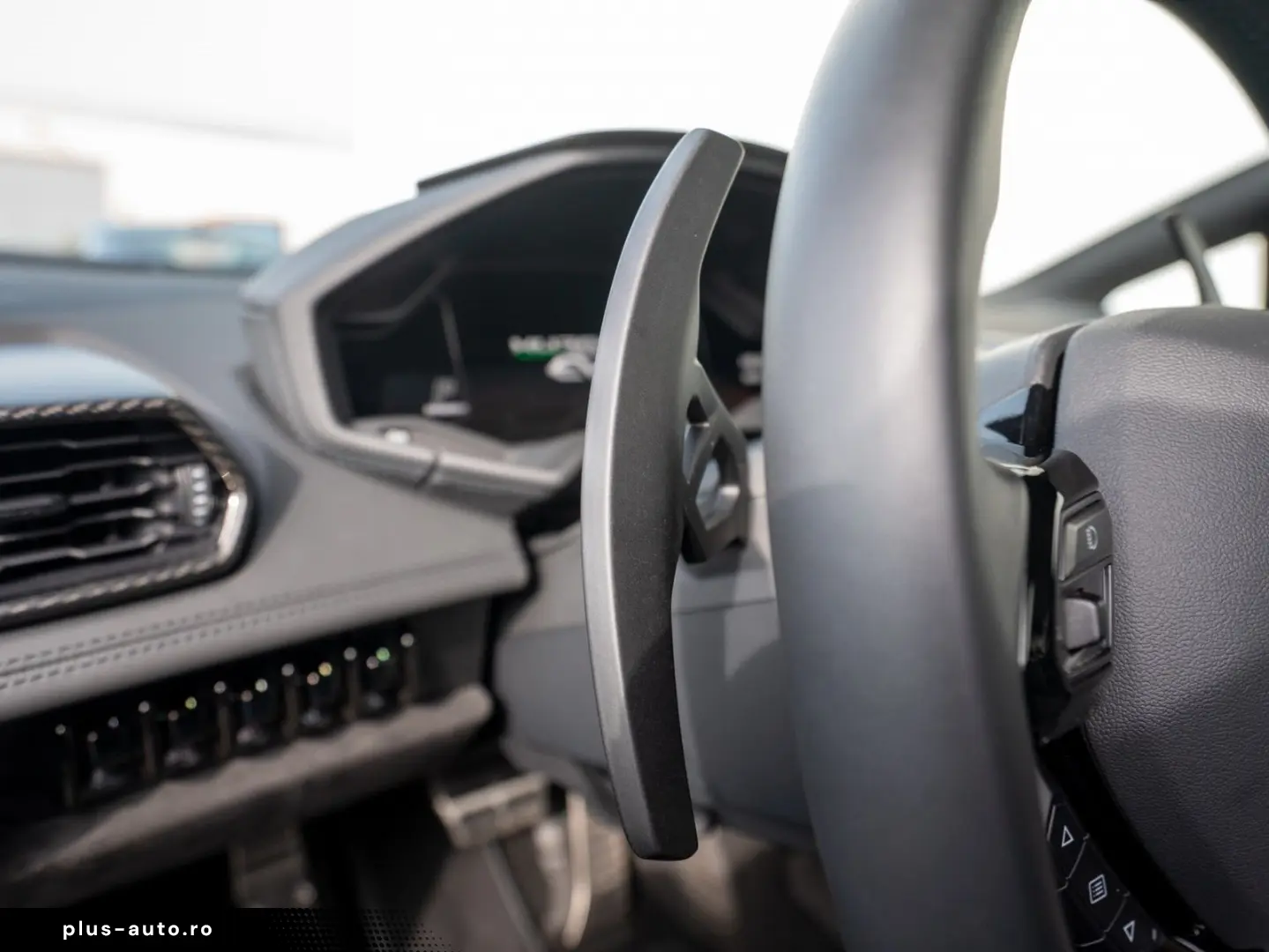 LAMBORGHINI Huracán Evo Spyder 20  SPORT SEATS EVO TRIM LIFT