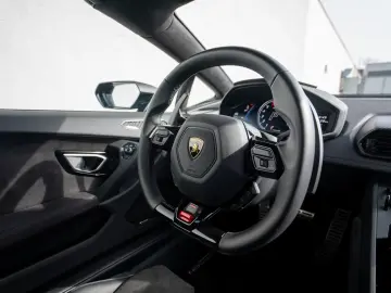 LAMBORGHINI Huracán Evo Spyder 20  SPORT SEATS EVO TRIM LIFT