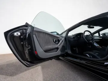 LAMBORGHINI Huracán Evo Spyder 20  SPORT SEATS EVO TRIM LIFT