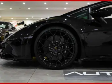 LAMBORGHINI Huracán Huracán 5.2 V10 EVO Spyder IVA ESP