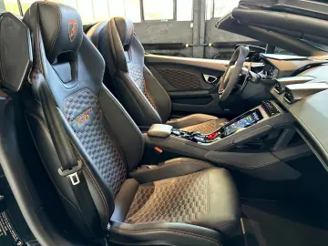 LAMBORGHINI Huracán EVO Spyder Lift Sensonum Wartungspaket