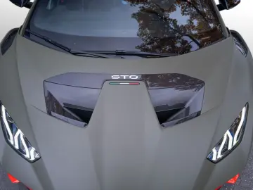 LAMBORGHINI Huracán STO   Ad Personam   Lamborghini Nürnberg