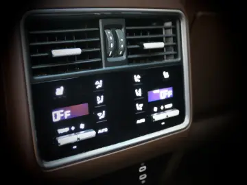 Porsche Cayenne Coupé GTS Tiptronic S