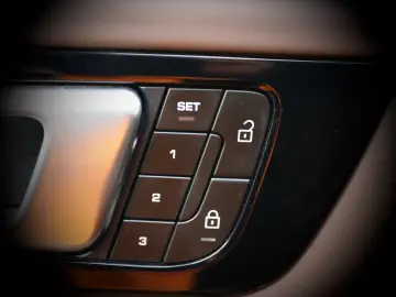 Porsche Cayenne Coupé GTS Tiptronic S