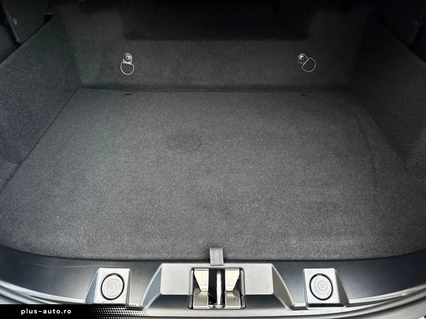 FERRARI Roma Spider  LED-Scheinwerfer 20 Zoll Felge