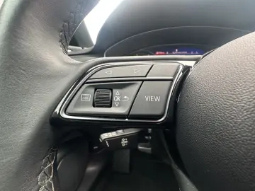 AUDI A5 Coupe 50 TDI quattro HuD Massage LED Navi