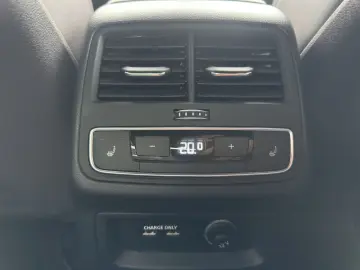 AUDI A5 Coupe 50 TDI quattro HuD Massage LED Navi