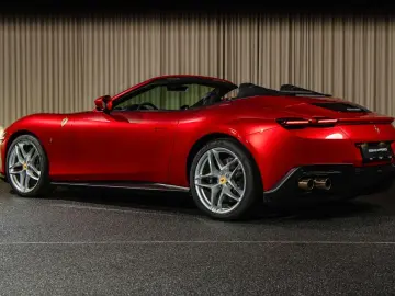 FERRARI Roma Spider  FERRARI DENMARK