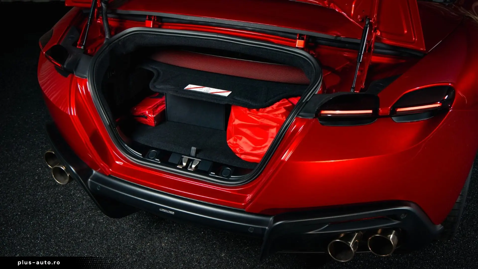 FERRARI Roma Spider  FERRARI DENMARK