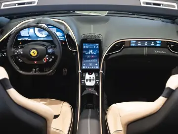 FERRARI Roma Spider