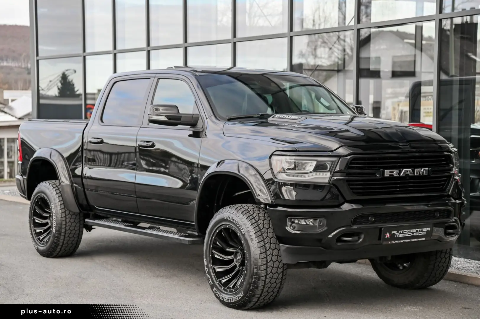 DODGE RAM 1500 5.7 V8 CrewCab Laramie Höherlegung  NAP