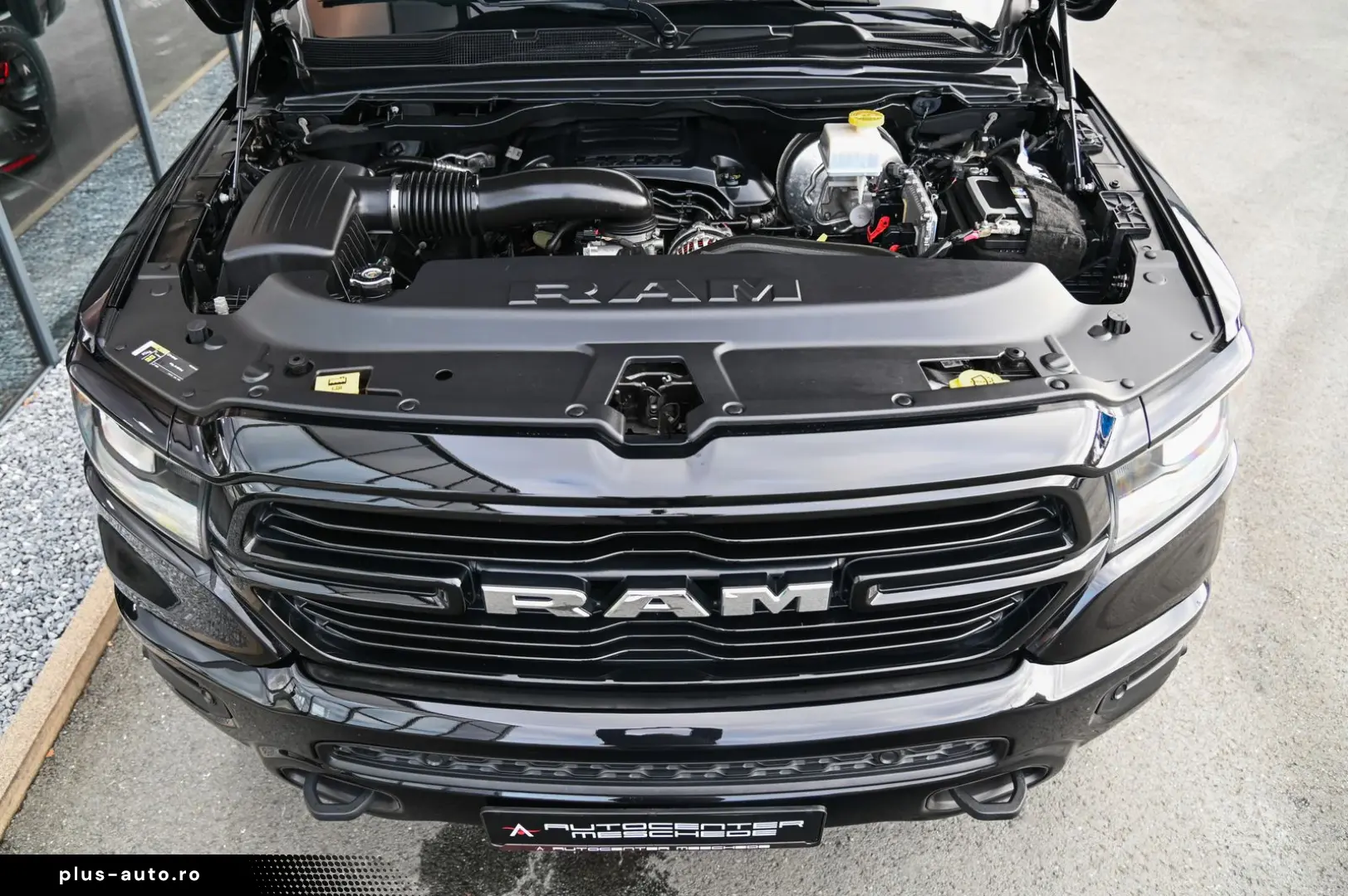 DODGE RAM 1500 5.7 V8 CrewCab Laramie Höherlegung  NAP