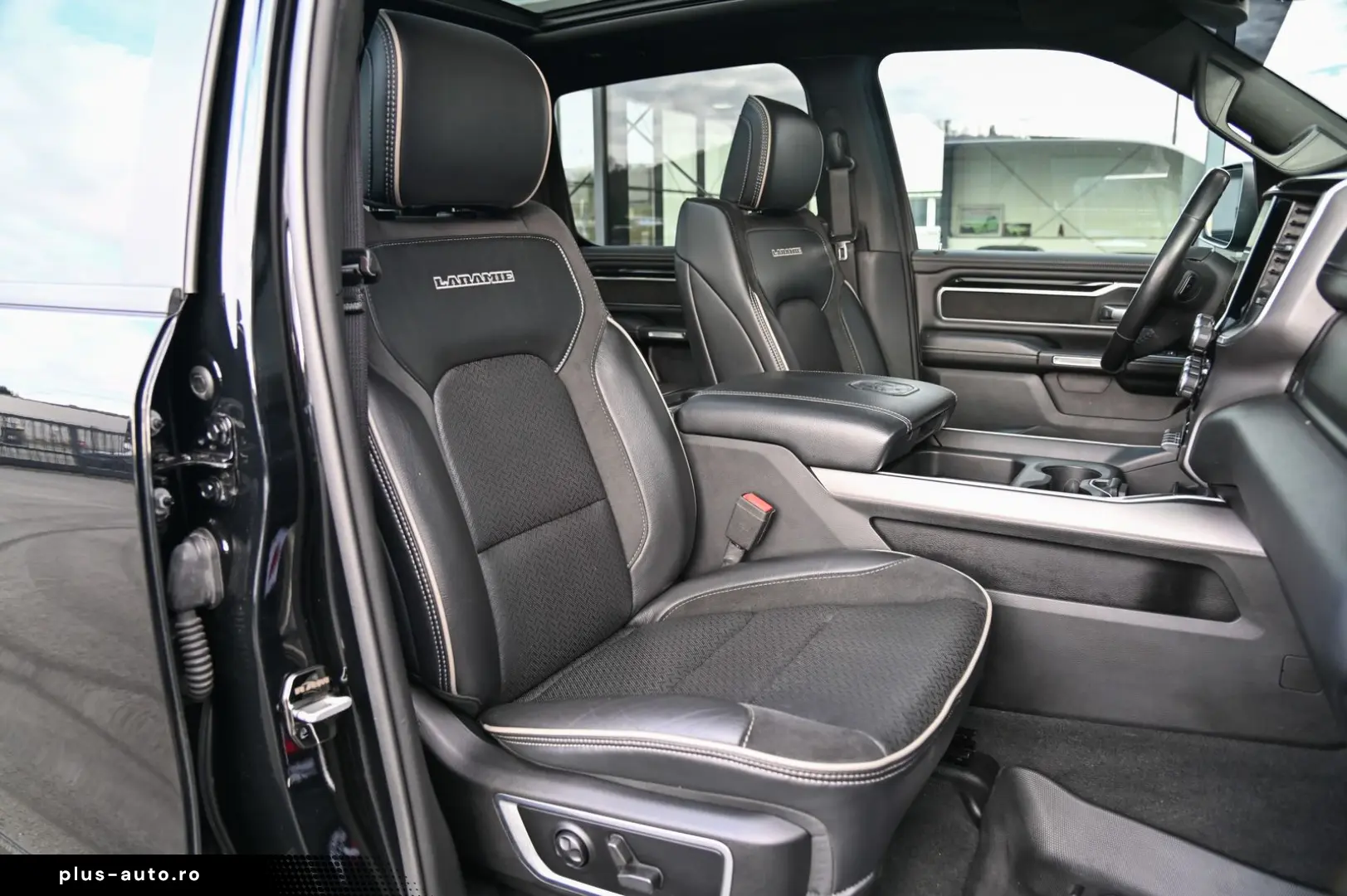 DODGE RAM 1500 5.7 V8 CrewCab Laramie Höherlegung  NAP