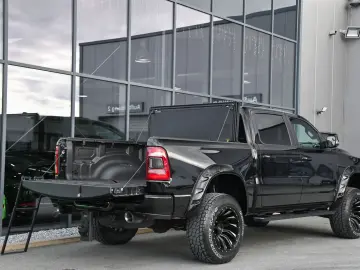 DODGE RAM 1500 5.7 V8 CrewCab Laramie Höherlegung  NAP